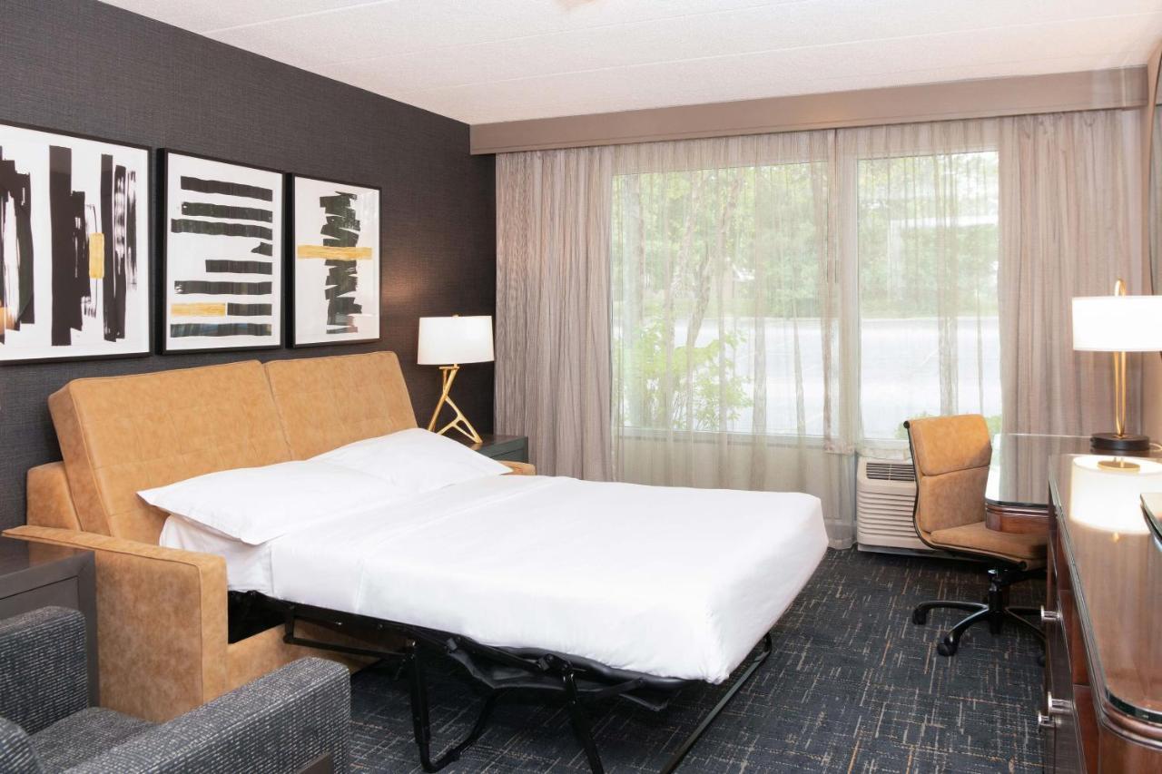 Sheraton Ann Arbor Hotel Esterno foto