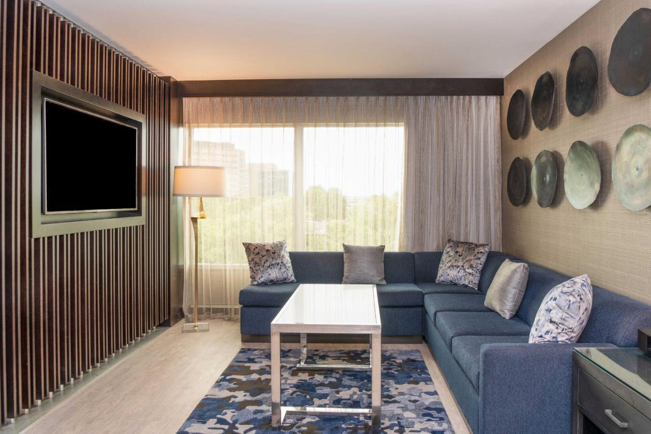 Sheraton Ann Arbor Hotel Esterno foto