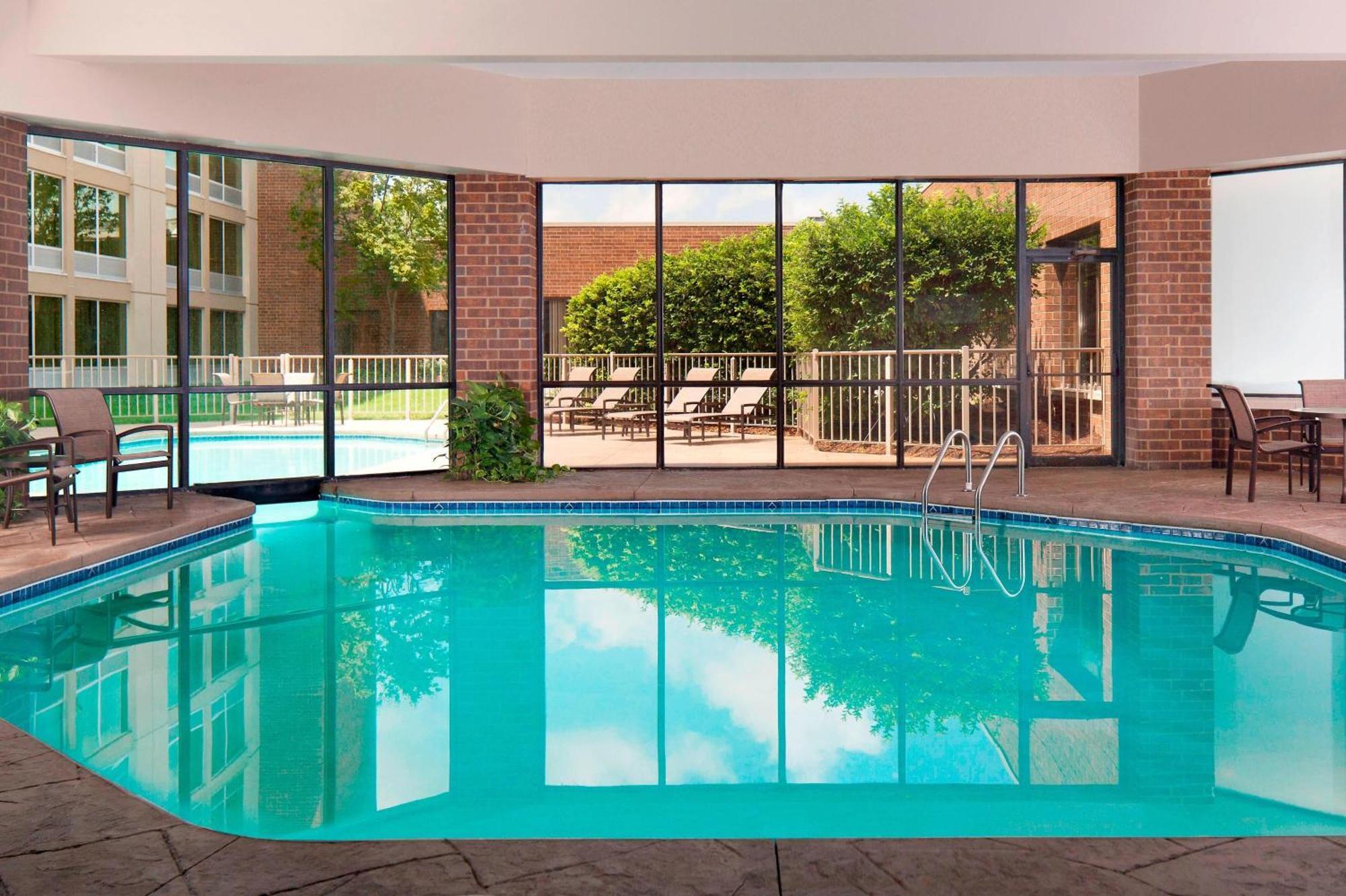 Sheraton Ann Arbor Hotel Esterno foto